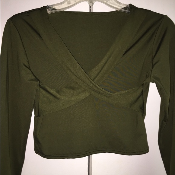 Cross Front Long Sleeve Crop Top - Picture 3 of 6